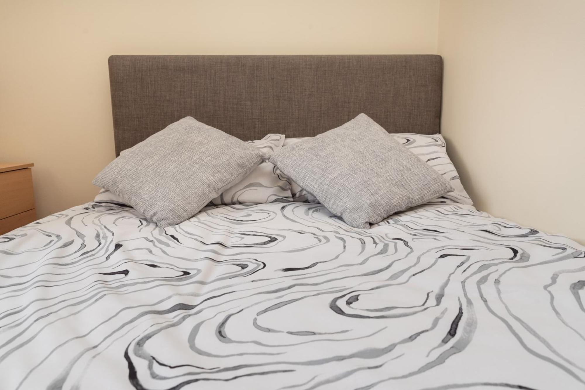 Cozy One Bedroom - Cardiff City Centre Apartment Exterior photo